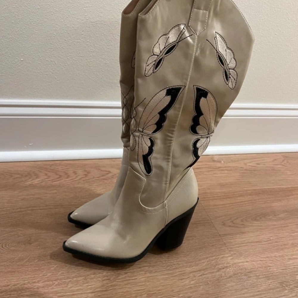 Boots Cream and Black Butterfly Heeled Boots - Picture 5 of 5